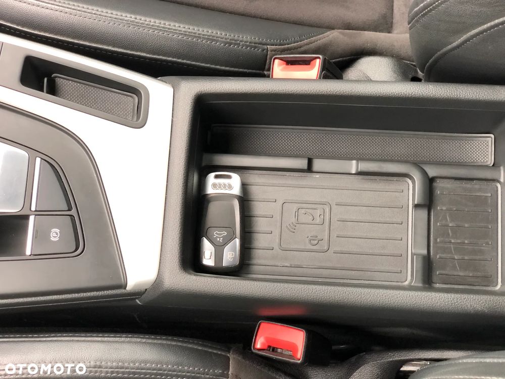 Audi A4 - 32