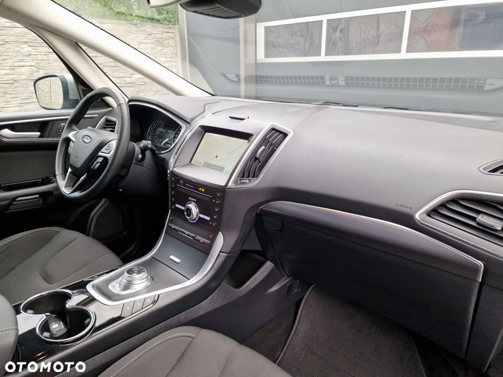 Ford S-Max 2.0 EcoBlue Titanium - 25