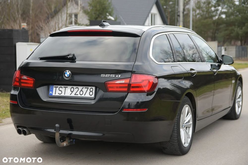 BMW Seria 5 525d - 7
