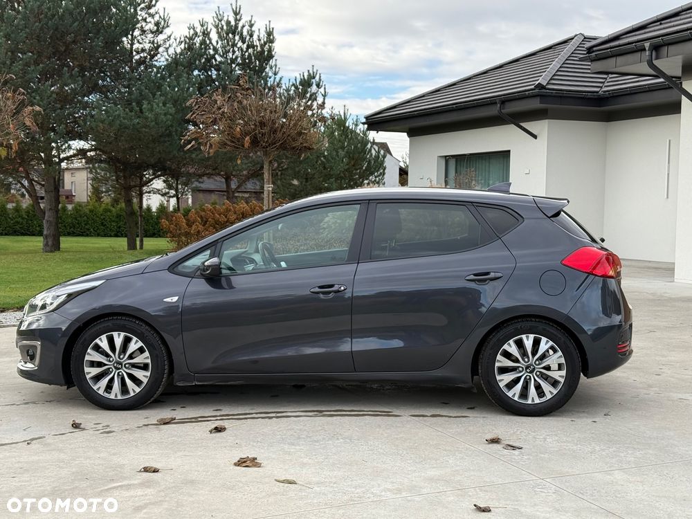 Kia Ceed ver-1-0-t--gdi-l-business-line-plus - 12