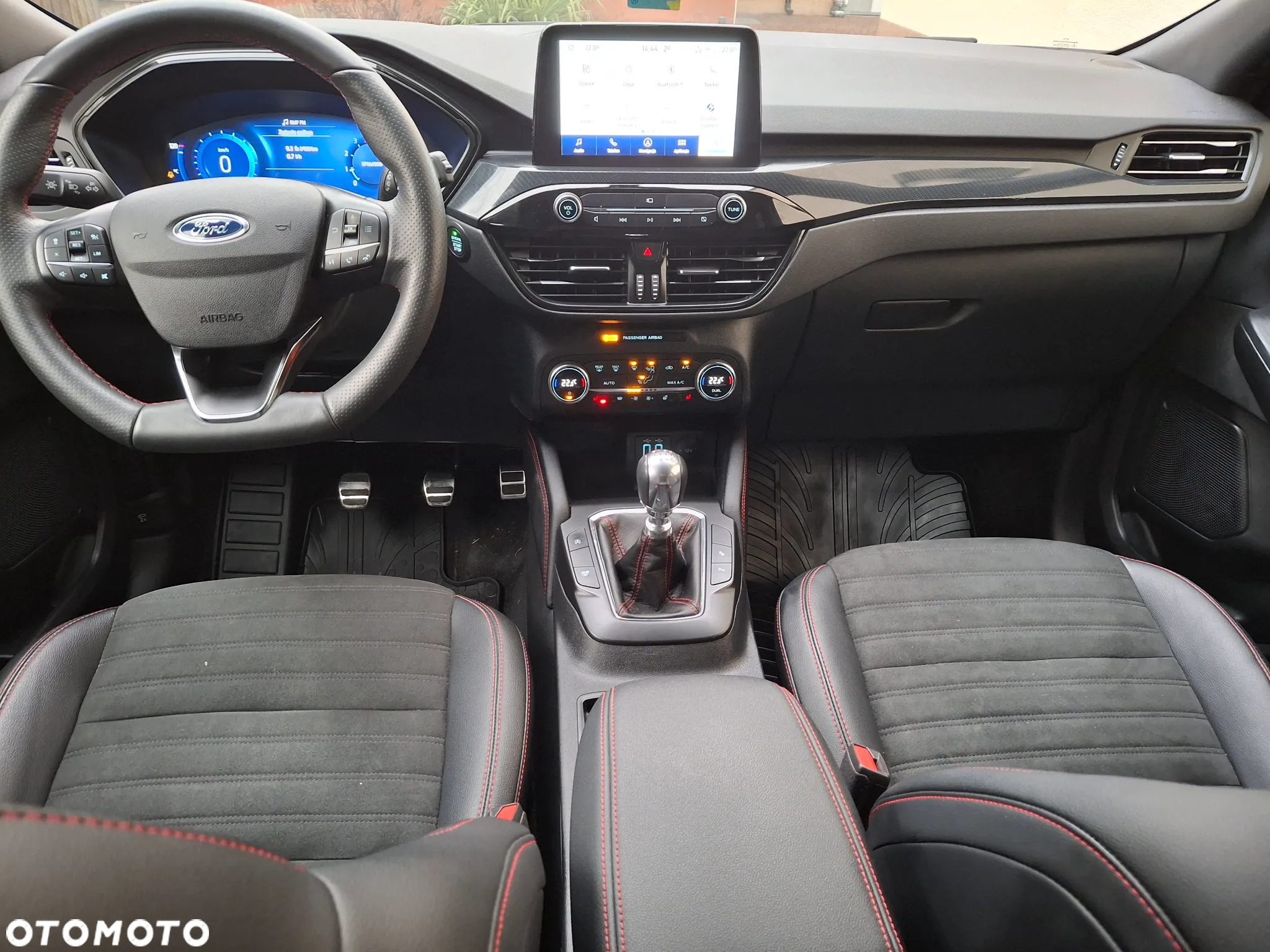 Ford Kuga 1.5 EcoBoost ST-LINE X - 7
