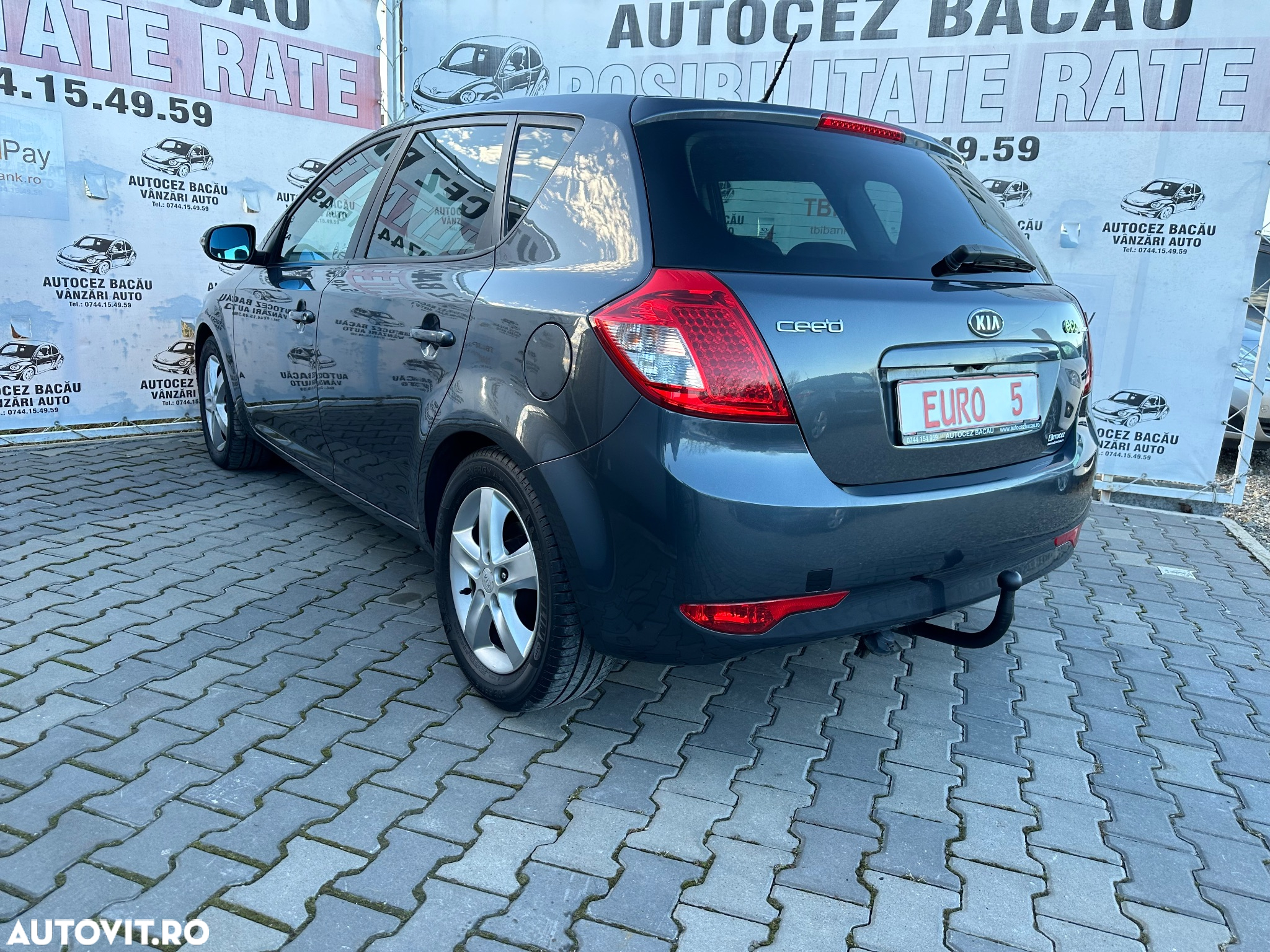Kia Ceed 1.6 CRDi 90 ISG Vision - 12