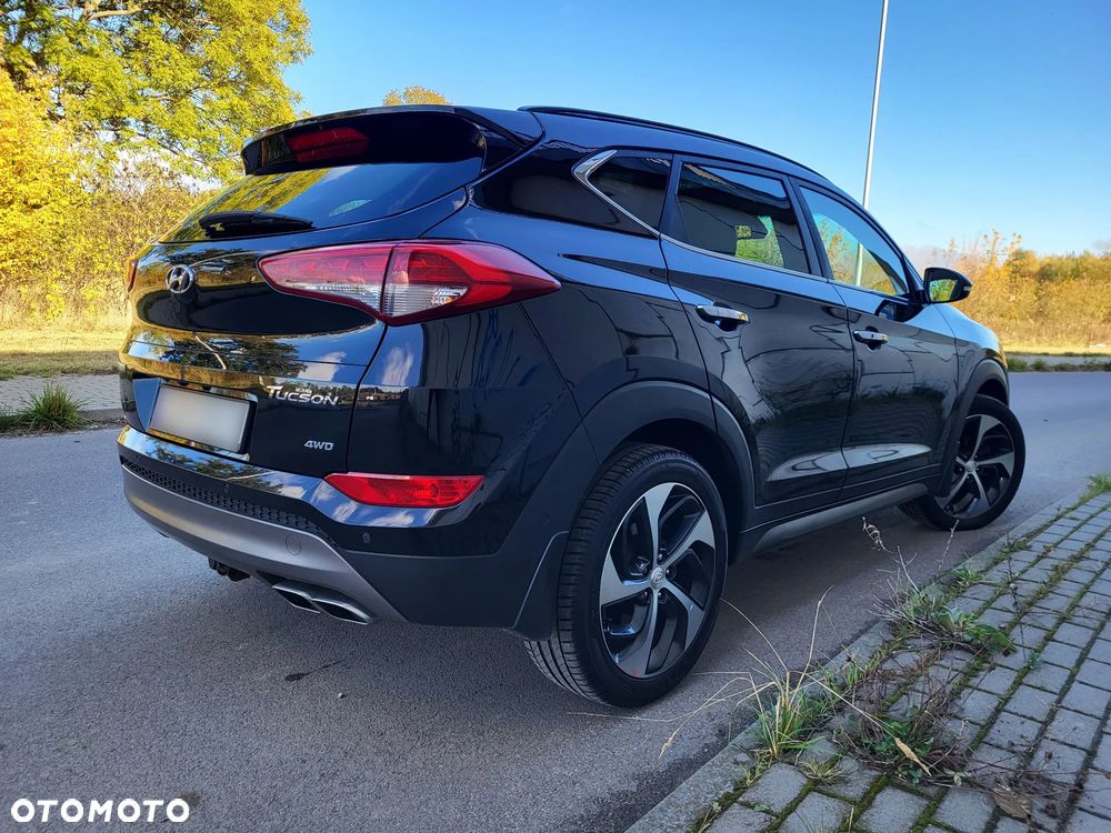 Hyundai Tucson 2.0 CRDI 4WD Automatik Premium - 4