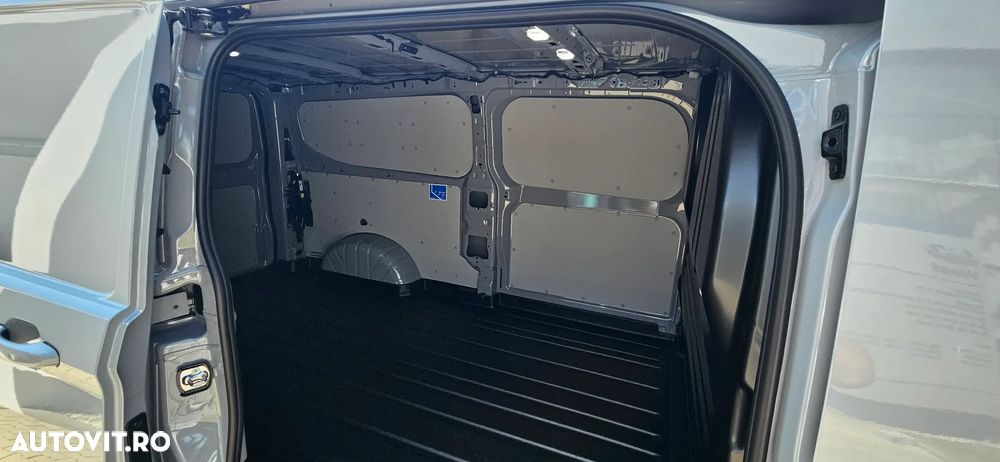 Ford Transit Custom - 8