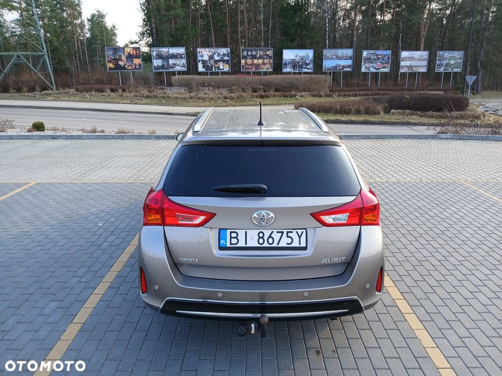 Toyota Auris 1.4 D-4D Premium - 12