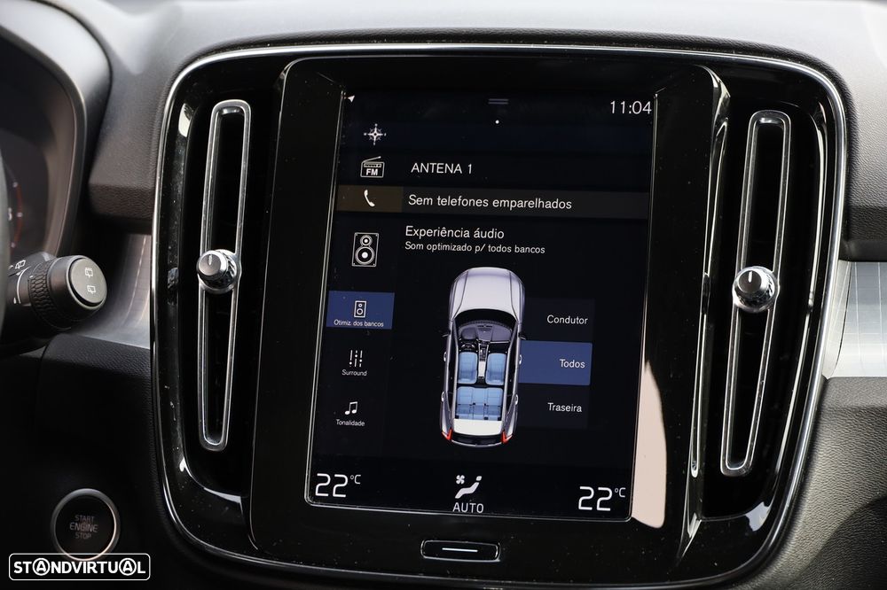 Volvo XC 40 2.0 D3 Momentum Geartronic - 26