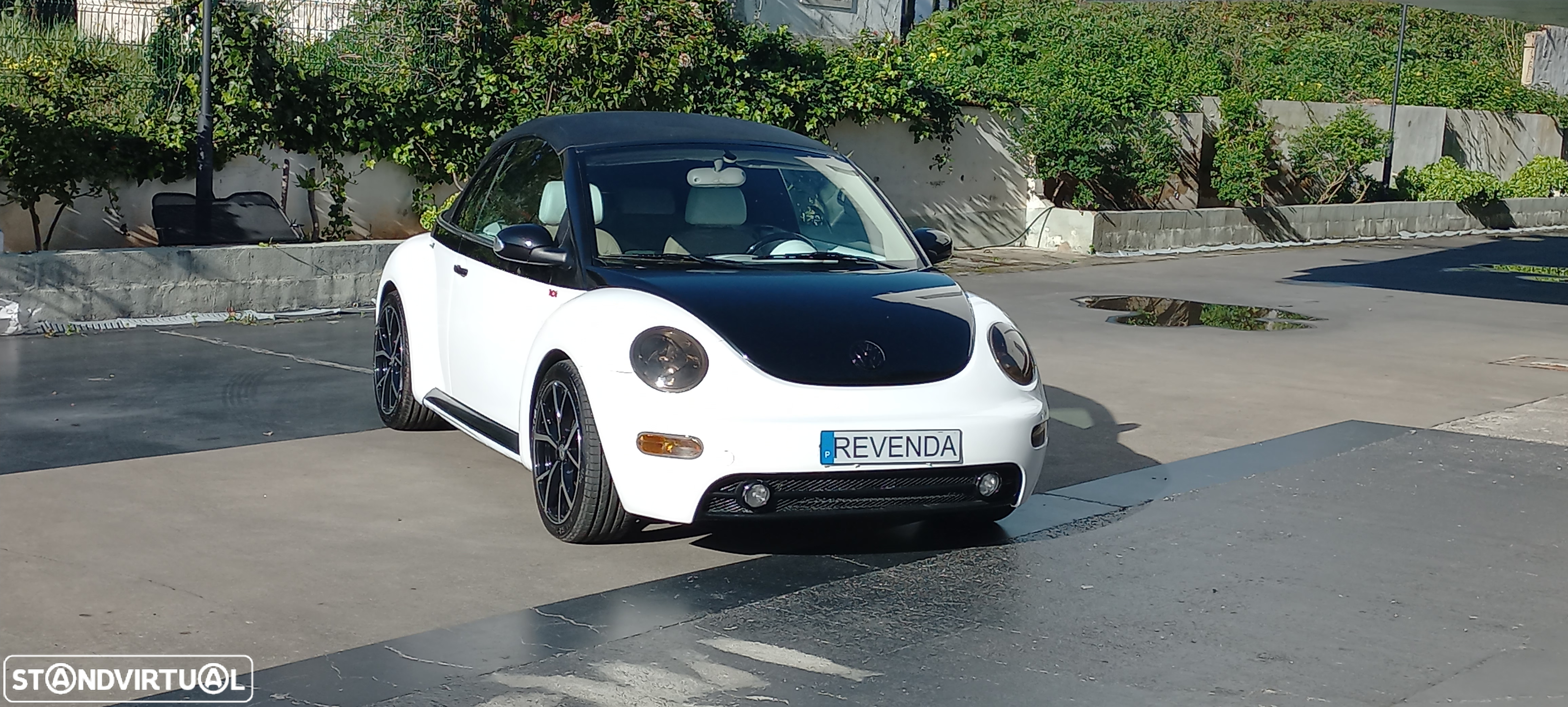 VW New Beetle Cabriolet 1.9 TDi Top Couro - 27