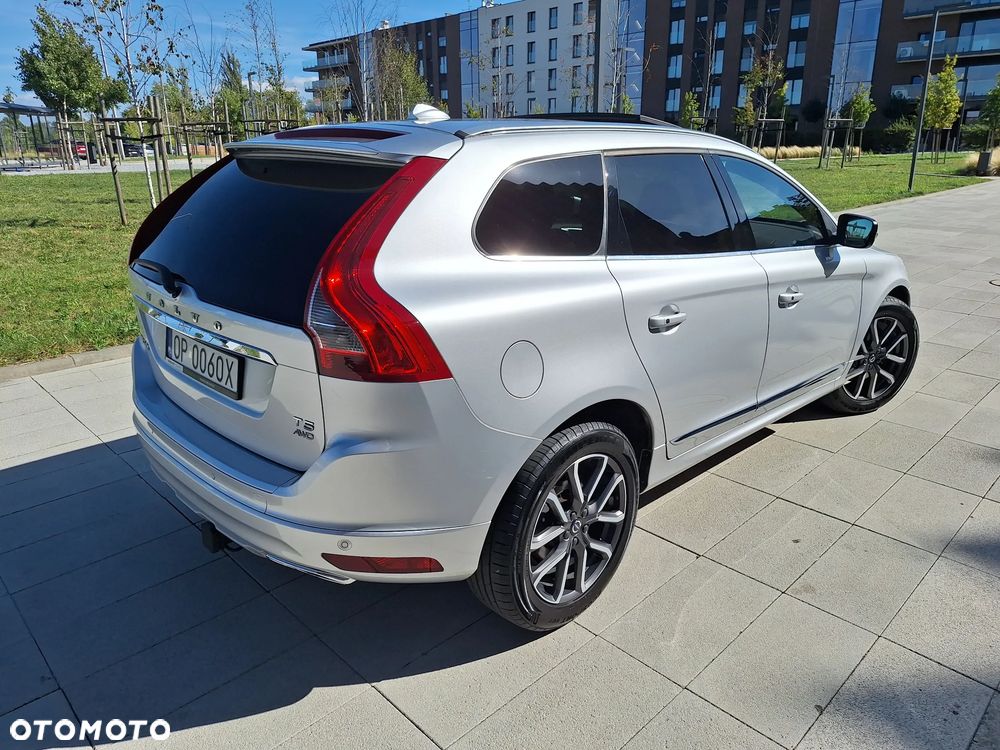 Volvo XC 60 T5 AWD Drive-E Summum - 4