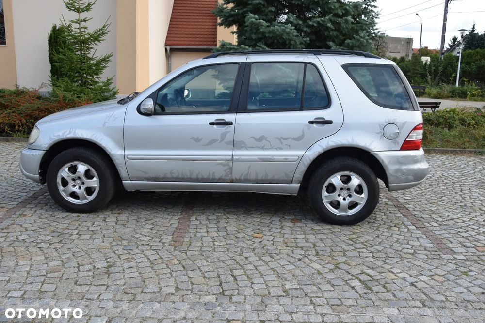 Mercedes-Benz ML - 8