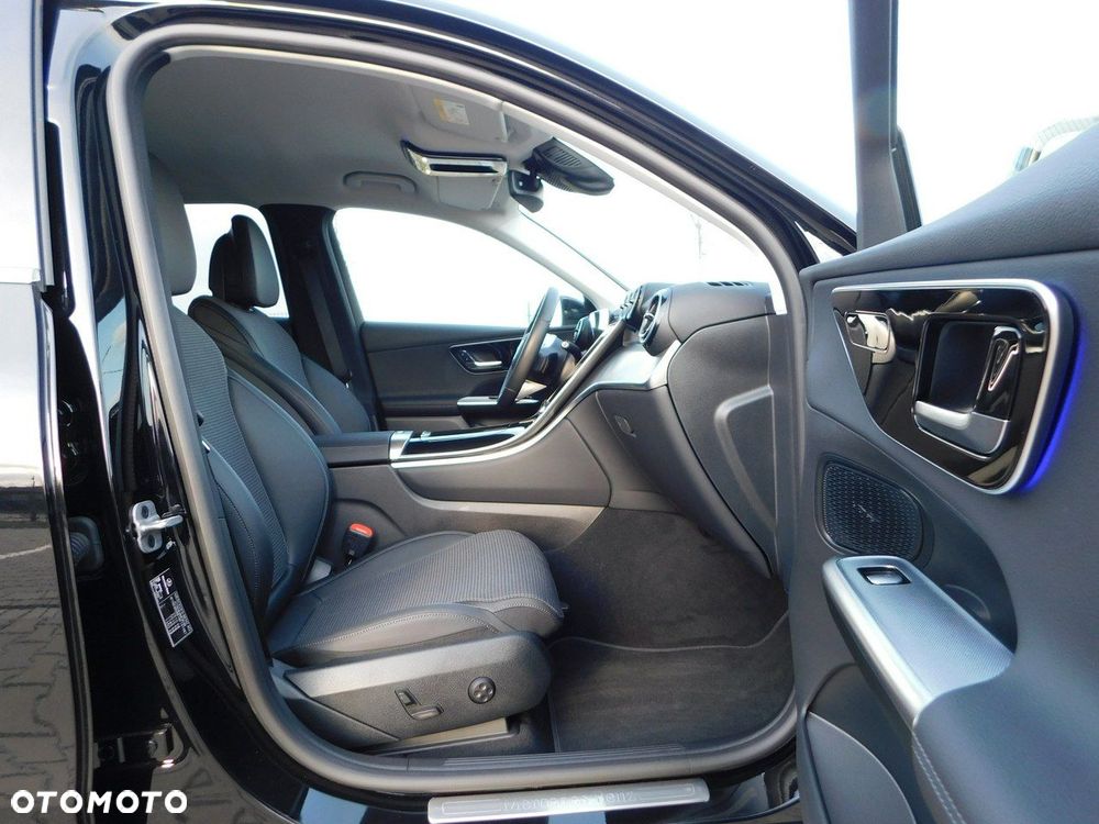 Mercedes-Benz GLC - 17