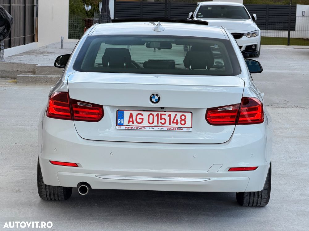 BMW Seria 3 320d Sport-Aut. Blue Performance Modern Line - 17