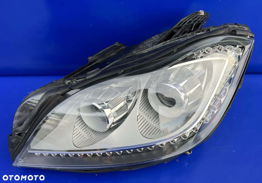 Reflektor lewy bi-xenon + LED lampa lewa OE Mercedes W218 CLS 11r Europa - 1