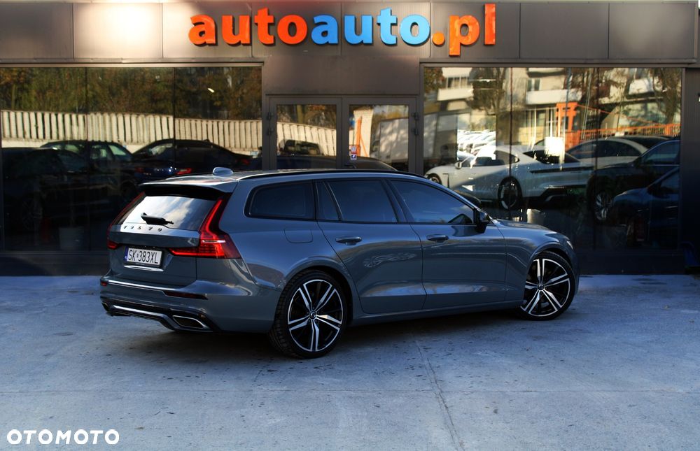 Volvo V60 B4 B R-Design - 6