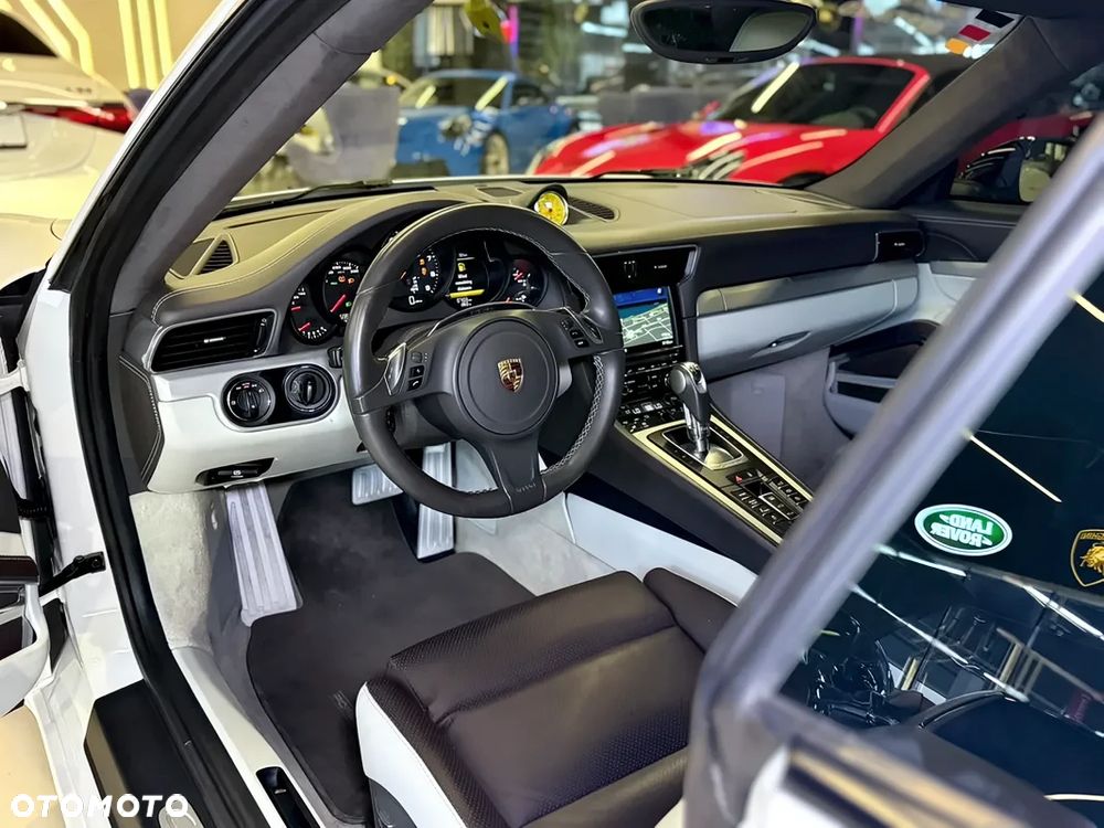 Porsche 911 Carrera 4S PDK - 10