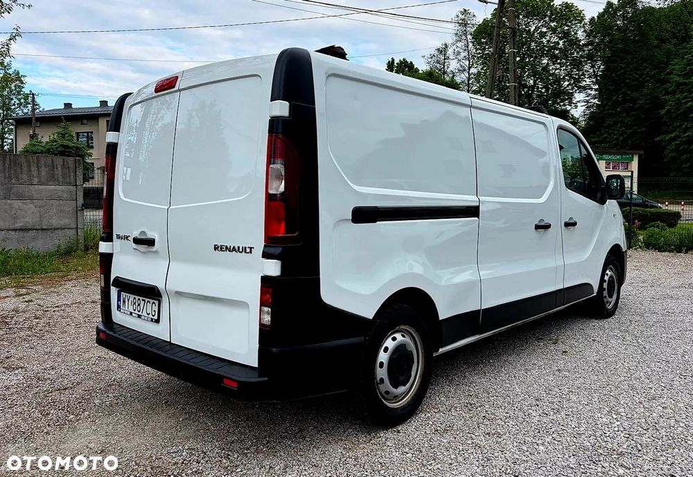 Renault Trafic - 10