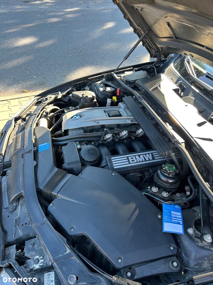 BMW Seria 3 325i - 27