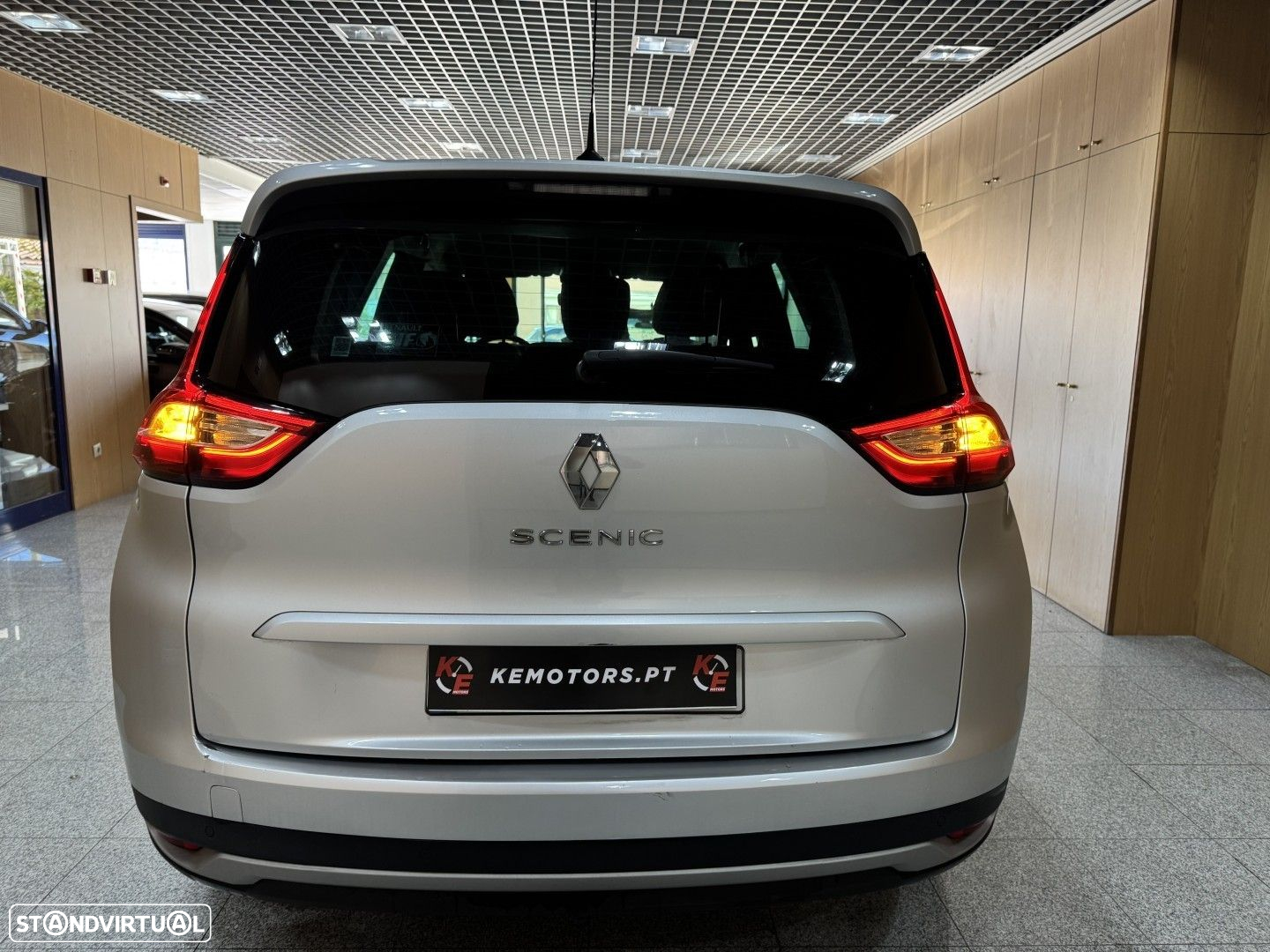Renault Grand Scénic - 16