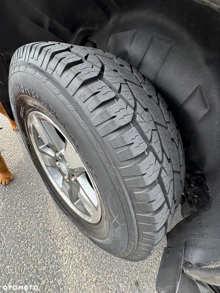 Jeep Liberty 3.7 4x4 - 26