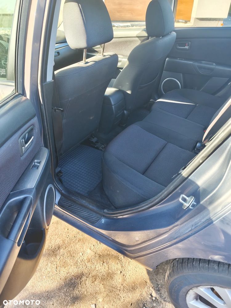 Mazda 3 - 6
