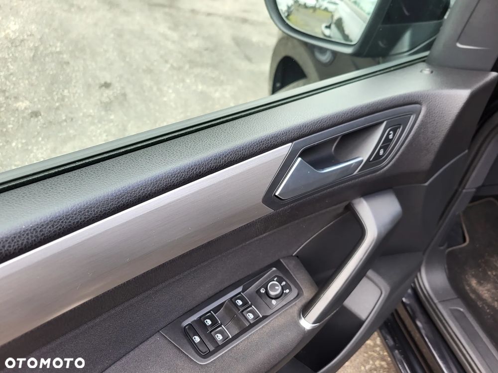 Volkswagen Touran 2.0 TDI SCR (BlueMotion Technology) DSG Highline - 7