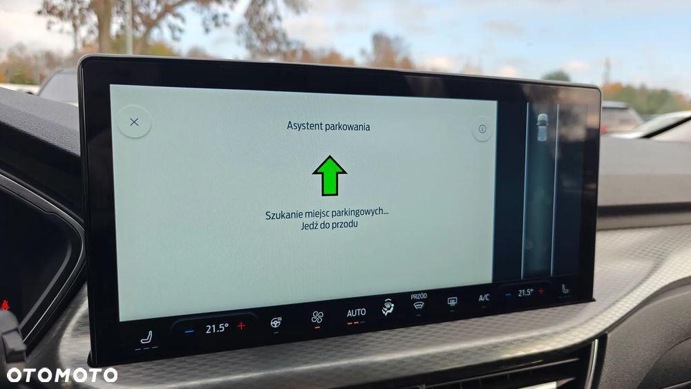 Ford Kuga 2.5 Duratec FHEV TITANIUM - 29