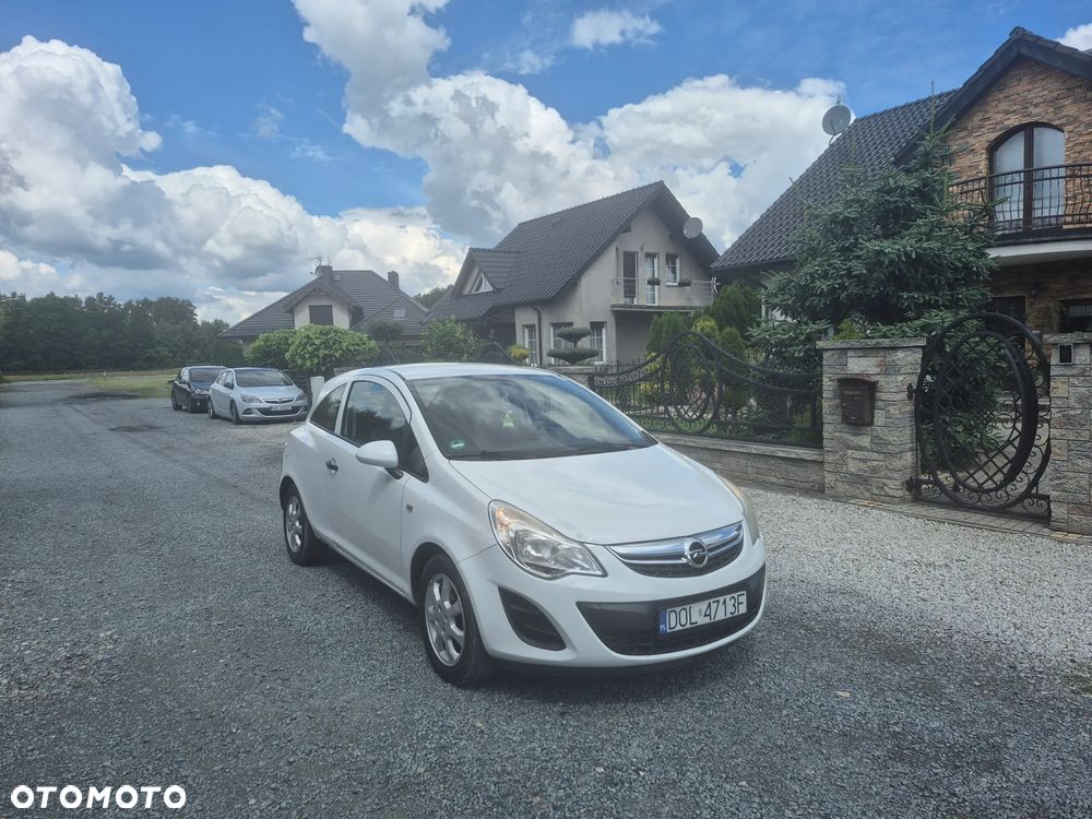 Opel Corsa 1.2 16V (ecoFLEX) Edition - 2