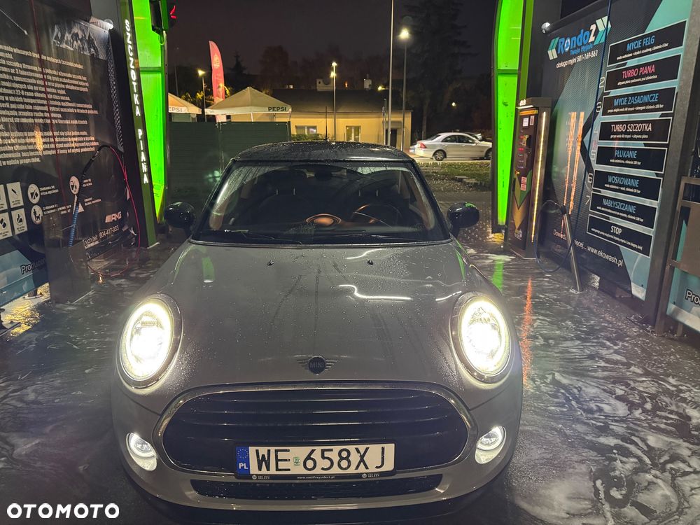 MINI Cooper Standard - 14