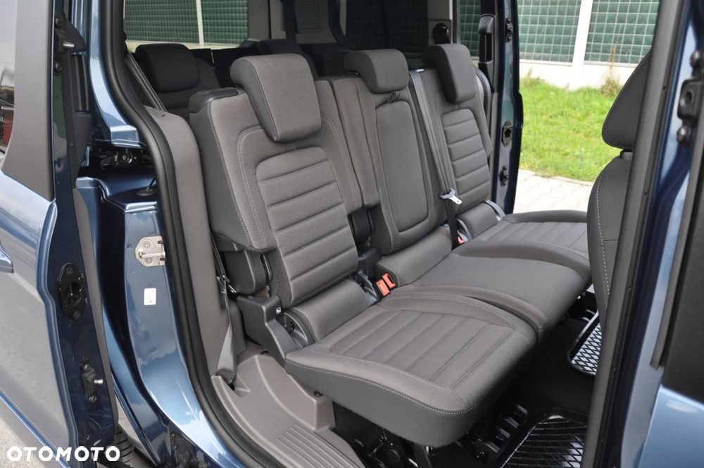 Ford Tourneo Connect Grand - 40