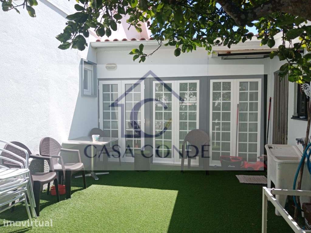 Moradia Isolada T4 com Sótão Aproveitado | Boa Água - Quinta do Conde - Grande imagem: 4/30