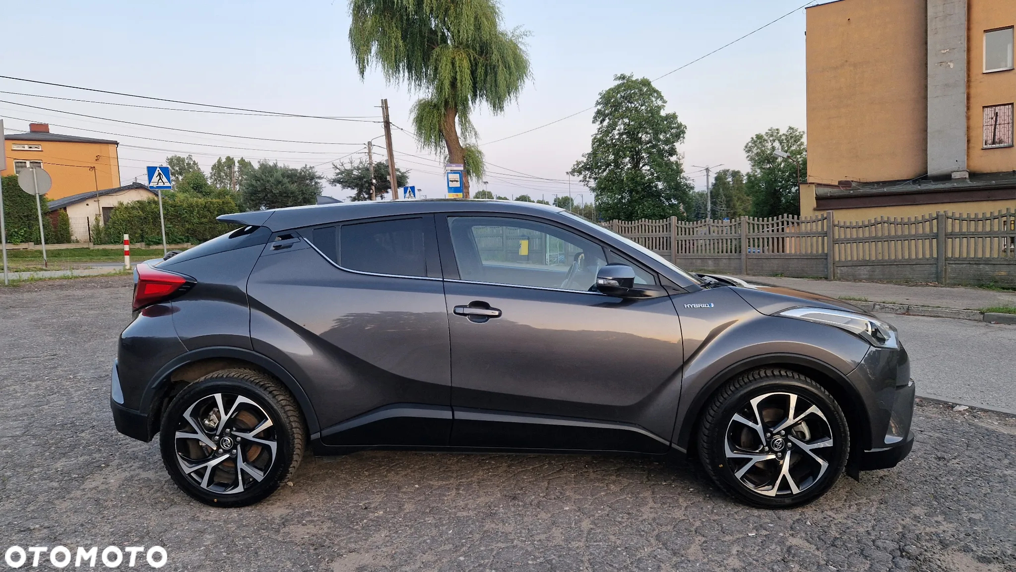 Toyota C-HR 1.8 Hybrid Comfort - 3