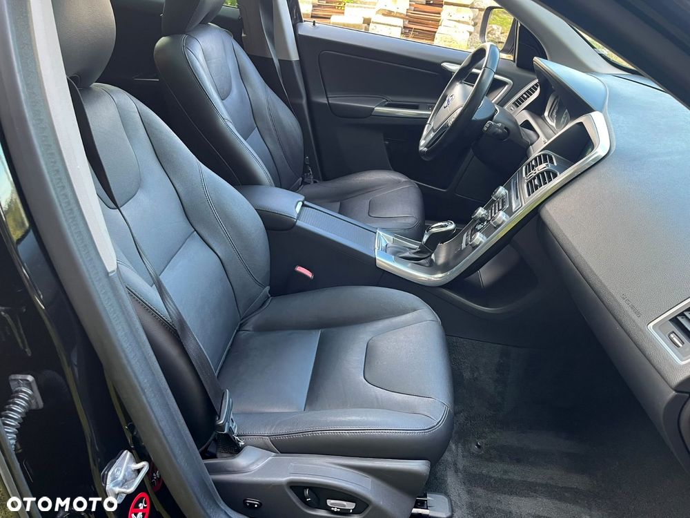 Volvo XC 60 - 10