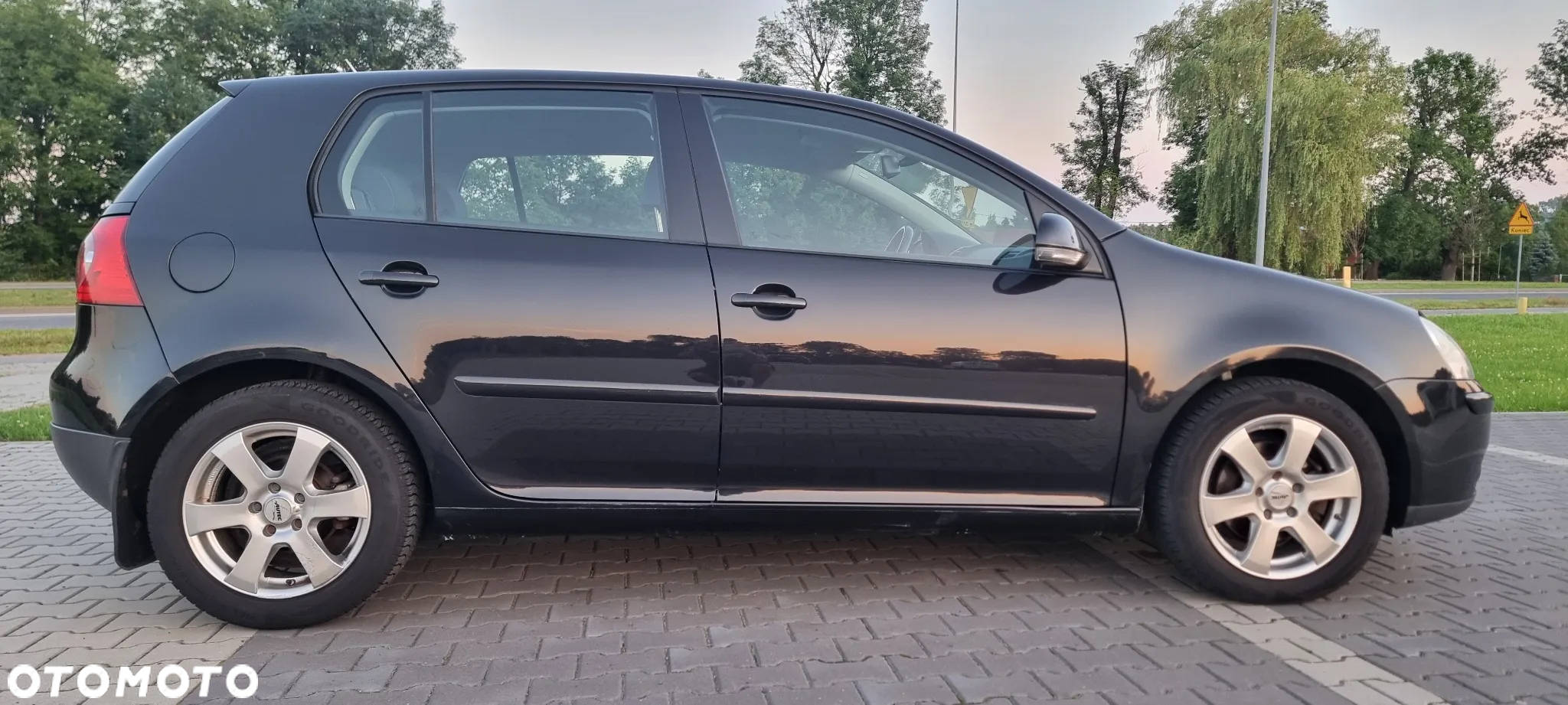 Volkswagen Golf 1.6 Tour - 12