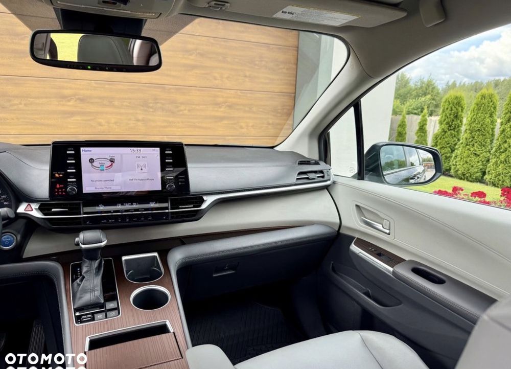 Toyota Sienna - 20