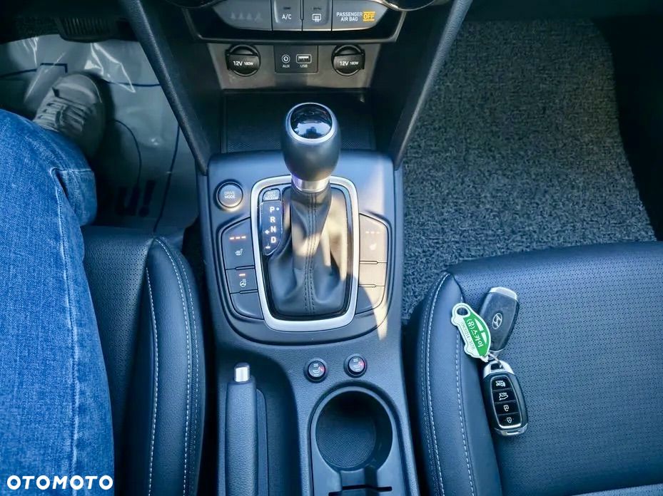 Hyundai Kona - 13