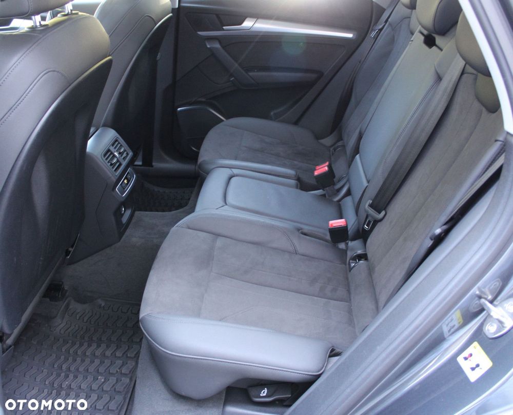 Audi Q5 Sportback - 12