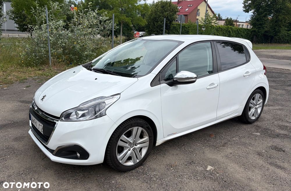 Peugeot 208 - 7