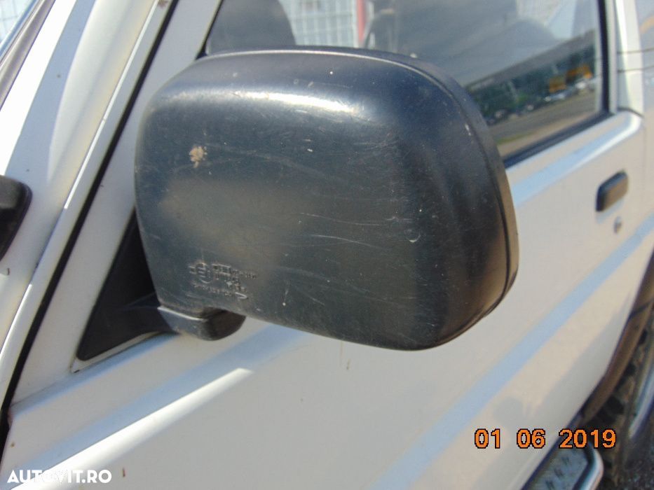 Oglinda Daihatsu Feroza oglinzi stanga dreapta dezmembrez Feroza 1.6 - 1