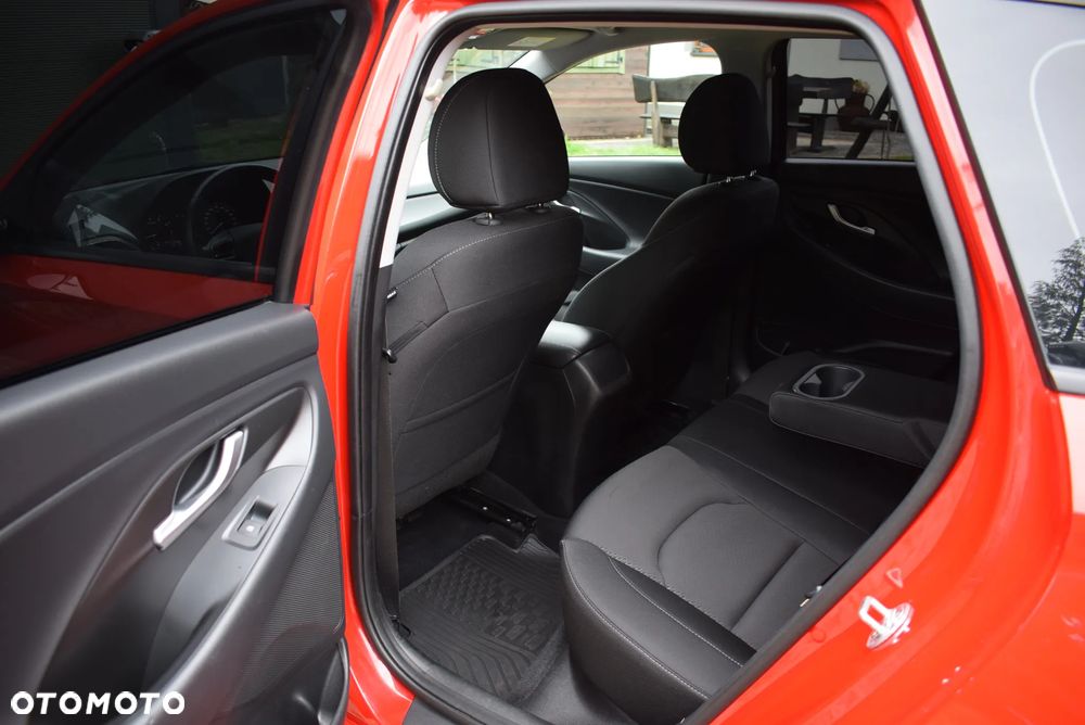 Hyundai i30 - 25