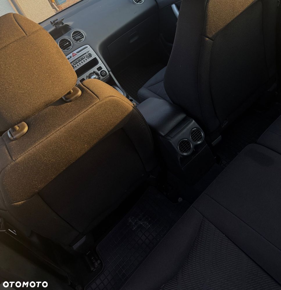 Peugeot 308 1.6 HDi Premium - 5