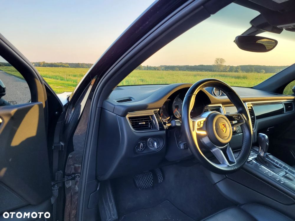 Porsche Macan - 14