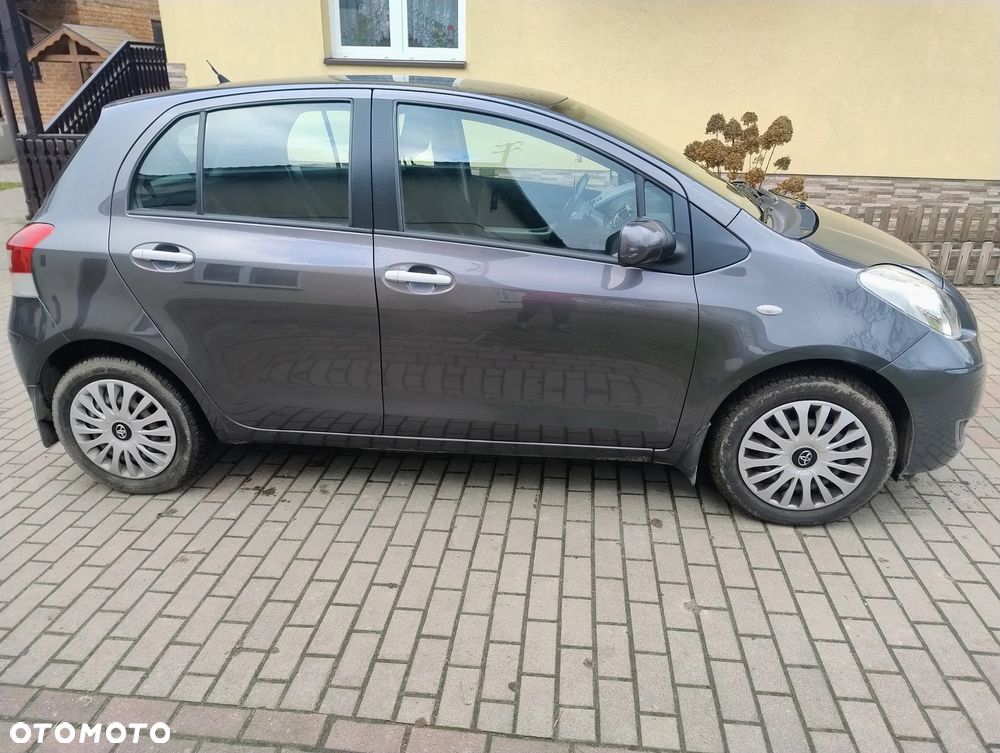 Toyota Yaris 1.33 2010 - 3