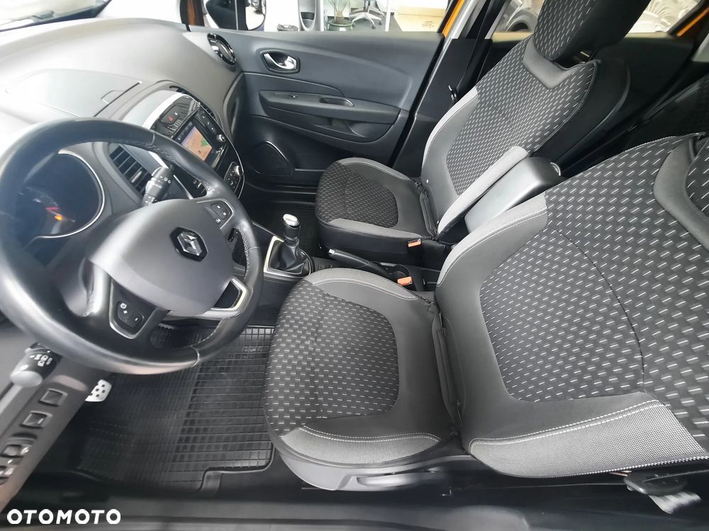Renault Captur TCe 150 GPF INTENS - 16