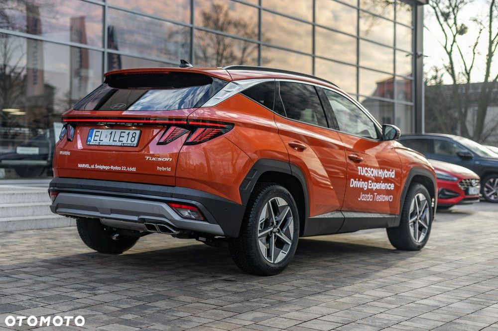 Hyundai Tucson - 2