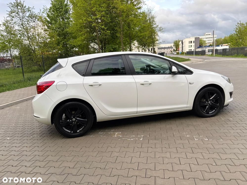 Opel Astra 1.4 Turbo - 13