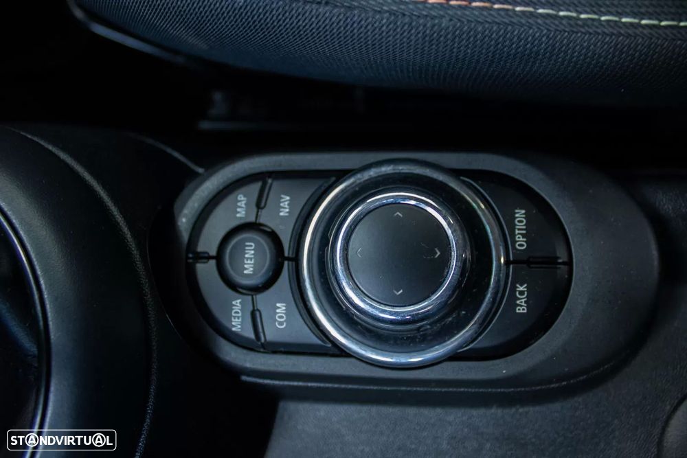 MINI 5 Portas One Sport Edition - 31