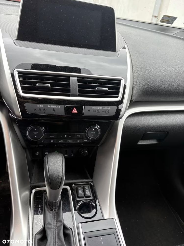 Mitsubishi Eclipse Cross 1.5 T-MIVEC (ClearTec) CVT 2WD Top - 3