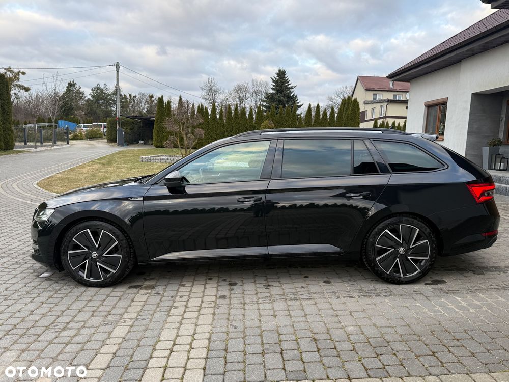 Skoda Superb 2.0 TDI Sportline DSG - 8