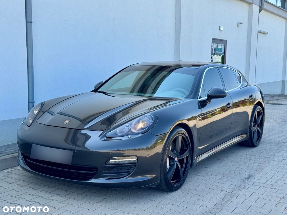 Porsche Panamera 4S PDK - 27
