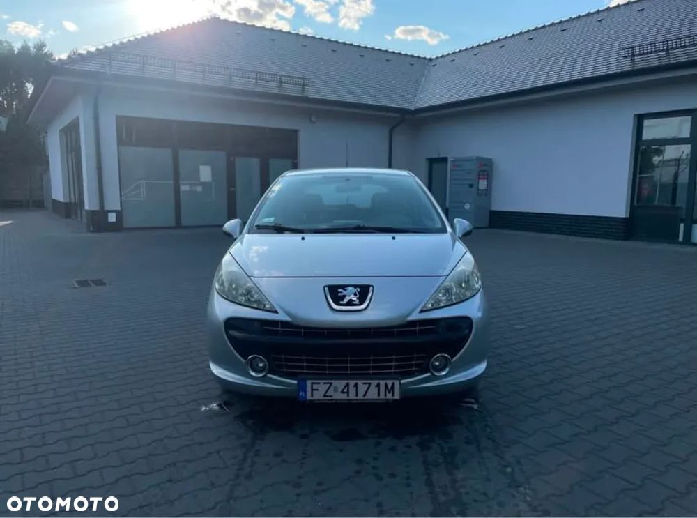 Peugeot 207 - 3