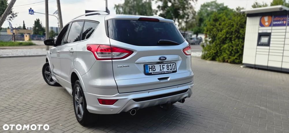 Ford Kuga 2.0 TDCi 4x4 Titanium - 11